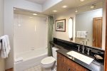 Beaver Creek Pines 4 Bedroom Residence Guest Bath